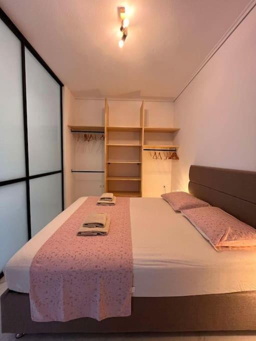 Carlito'S Apartment 2 Next To Metro Station 雅典 外观 照片