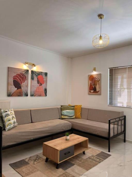 Carlito'S Apartment 2 Next To Metro Station 雅典 外观 照片